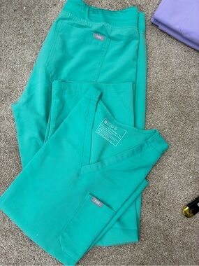 Figs V-Neck Scrub Top and Elastic-Waist Pants in Teal